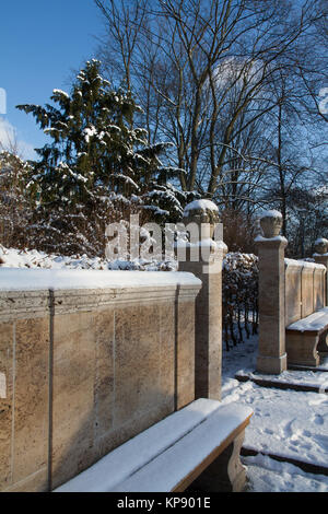 Winter im Berliner Volkspark Friedrichshain Stockfoto