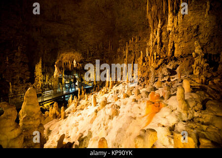 Gyukusendo Höhle in Okinawa Stockfoto