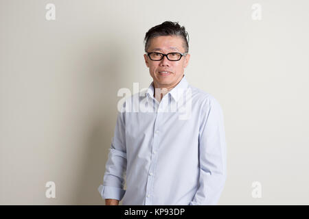 Reifen Asiatischen männlichen Personen Stockfoto