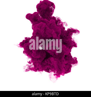 Violette Tinte in Wasser auf isoliertem Weiß in 3D Rendering Stockfoto