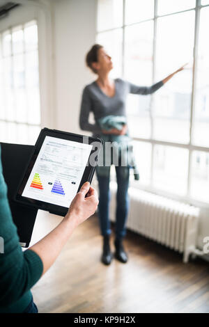 Diagnose der Energieeffizienz. Stockfoto