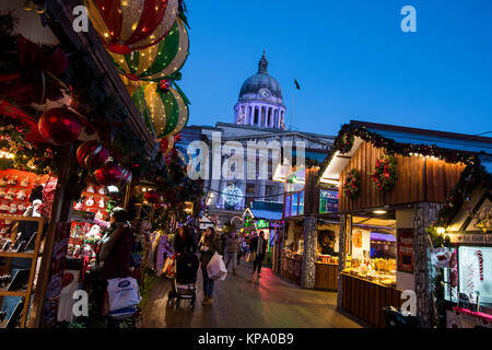 Die Winterlandschaft in den Alten Marktplatz, Nottingham Nottinghamshire England Großbritannien Stockfoto