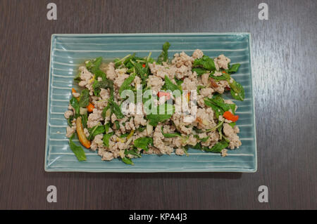 Rühren gebratene Schweineleber und Basilikum Thai Food Stockfoto