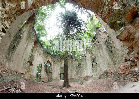 Ruinen der barocken Kapelle der Heiligen Maria Magdalena Stockfoto