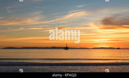 Strand herbst Sonnenuntergang in Huntington Beach, Kalifornien Stockfoto