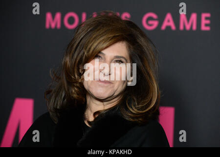 New York, USA. 13 Dez, 2017. Amy Pascal besucht die 'MOlly's Game" New York Premiere bei AMC Loews Lincoln Square am 13. Dezember 2017 in New York City. Credit: Erik Pendzich/Alamy leben Nachrichten Stockfoto