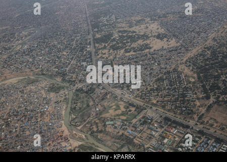 Maiduguri, Borno State, Nigeria. 27 Juni, 2017. Ein Luftbild von Maiduguri, der Stadt, Boko Haram geboren. Credit: Sally Hayden/SOPA/ZUMA Draht/Alamy leben Nachrichten Stockfoto