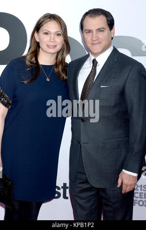 Mai-Linh Lofgren und Michael Stuhlbarg besuchen "Die Post"-Premiere auf das Newseum am 14. Dezember 2017 in Washington, D.C., Kolumbien. Stockfoto