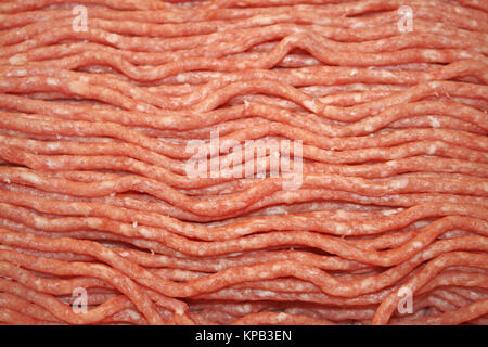 Mageres Rinderhackfleisch frisch vom Metzger Stockfoto