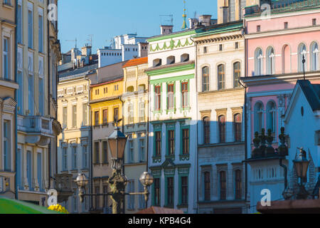 Polen barocke Architektur, eine bunte Reihe von Barock und Rokoko Gebäude im Zentrum von Krakau, Polen. Stockfoto