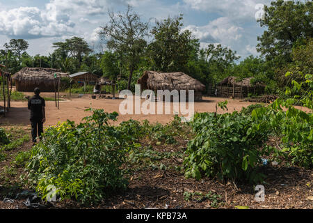 Nachbarschaft in einem Dorf in der Nähe von Mafi-Kumase, Volta Region, Ghana, Afrika Stockfoto