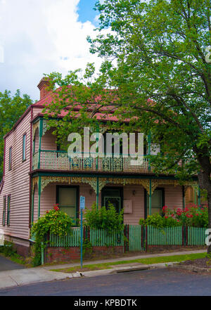 Viktorianischen Landhaus in Daylesford, einem Gebäude aus dem 19. Jahrhundert Gold Rush - ära Stadt in Victoria, Australien Stockfoto