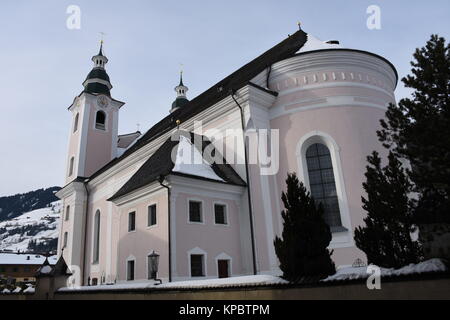 Pfarrkirche brixen im Thale Stockfoto