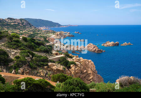 Idyllisch an der felsigen Küste der Costa Paradiso, Porphyr Felsen, Sardinien, Italien, Mittelmeer, Europa Stockfoto