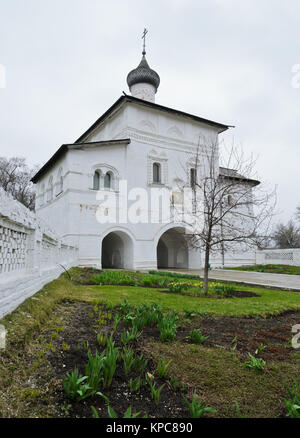 Verkündigung Gate-Church im Kloster von Saint Euthymius in Wladimir, Russland. Stockfoto