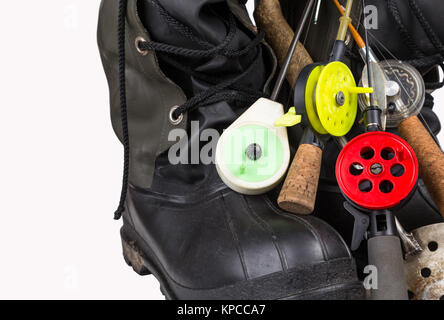 Eisfischen packt und Winterstiefel Stockfoto