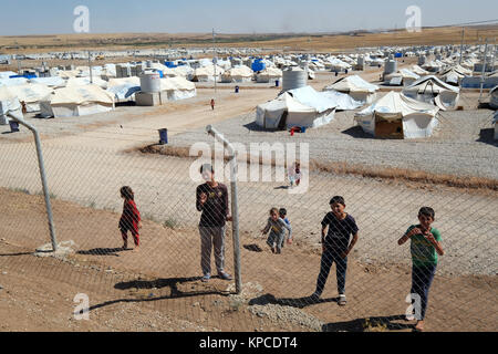 Hasansham Flüchtlingslager für intern Vertriebene (IDP) aus Mossul in der Nähe von Erbil im Norden des Irak, Autonome Region Kurdistan, Irak Stockfoto