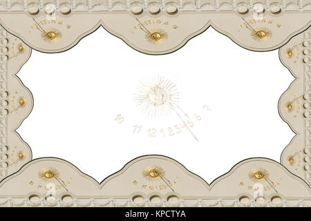 Sonnenuhr an der Hausfassade. Stockfoto