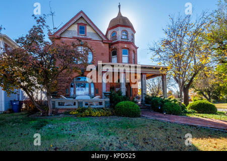 Die Vorderseite der ersten Gebäude in Oklahoma Gebiet gebaut und entworfen von Joseph Foucart war für Phillip Hellman gebaut. Guthrie, Oklahoma, USA. Stockfoto