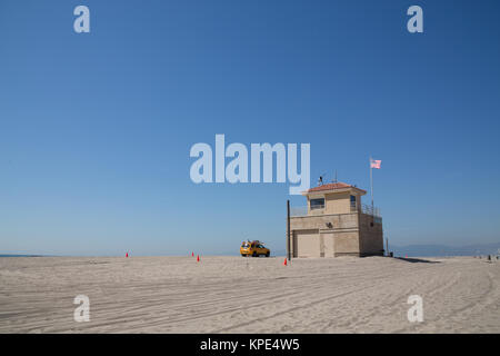 Der Bademeister und Rettungsschwimmer Lkw bei Dockweiler State Beach, Los Angeles, CA Stockfoto