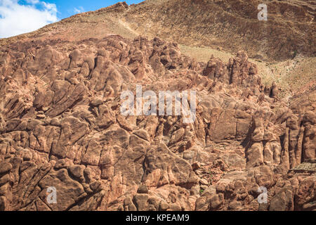 Red Rock Kalkstein Finger in Dades-schlucht, Marokko, Afrika Stockfoto