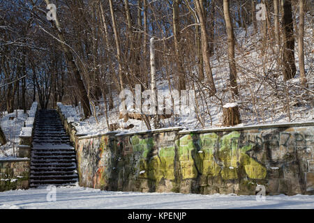 Winter im Berliner Volkspark Friedrichshain Stockfoto