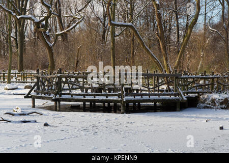 Winter im Berliner Volkspark Friedrichshain Stockfoto