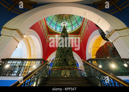 QVB Swarovski Weihnachtsbaum im Queen Victoria Building, das Sydney, New South Wales, Australien Stockfoto