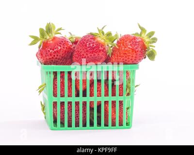 Frische ganze individuelle Erdbeeren Stockfoto