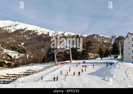 Skipisten, Sauze d, Provinz Turin, Piemont, Italien Stockfoto