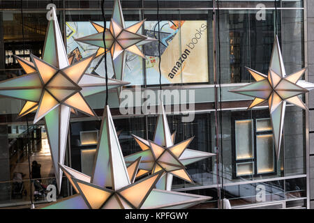 Amazon Bücher im Time Warner Center, Columbus Circle, NYC, USA Stockfoto