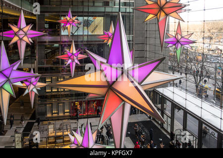 Amazon Bücher im Time Warner Center, Columbus Circle, NYC, USA Stockfoto