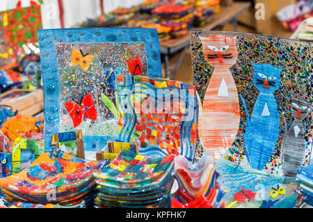 Cute Glas Souvenirs Zum Verkauf An Fiera Milano Die J hrliche Stadt cute-glas-souvenirs-zum-verkauf-an-fiera-milano-die-j-hrliche-stadt