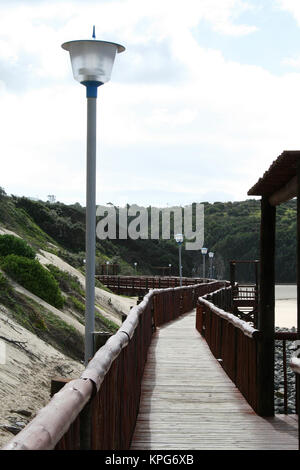 Der Boardwalk am Gonubie Beach, East London, Nahaufnahme Stockfoto