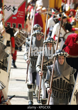 Arezzo - jährliche Medieval Festival nannte die Sarazenen Turnier in Arezzo. Italien Stockfoto