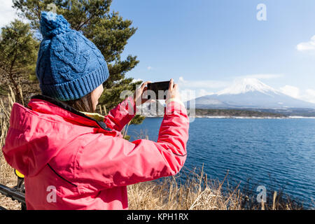 Nehmen Sie das Foto auf dem Mt. Fuji Stockfoto