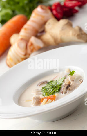 Thai Tom Kha Gai Suppe Stockfoto