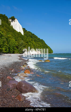 Blick auf den Königsstuhl, zum Strand, Nationalpark Jasmund, Insel Rügen, Ostsee, DDR, Ostdeutschland, Mecklenburg-Vorpommern, Deutschland Stockfoto