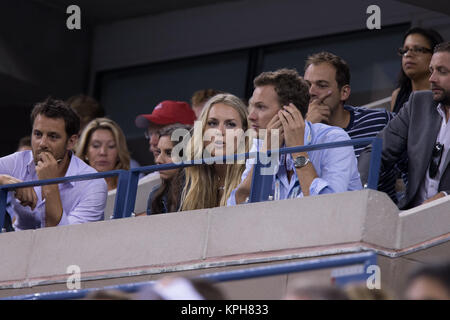 FLUSHING NY-SEPTEMBER 04: Lindsey Vonn, Tag elf der 2014 US Open am USTA Billie Jean King National Tennis Center am 4. September 2014 in der Nähe der Queens Borough von New York City People: Lindsey Vonn Stockfoto