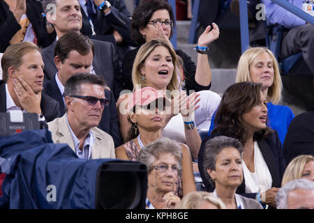 FLUSHING NY-SEPTEMBER 04: Jenna Bush Hager, Tag elf der 2014 US Open am USTA Billie Jean King National Tennis Center am 4. September 2014 in der Nähe der Queens Borough von New York City People: Jenna Bush Hager Stockfoto