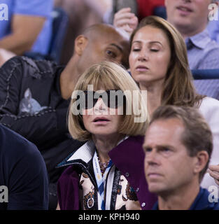 FLUSHING NY-SEPTEMBER 04: Thierry Henry, Anna Wintour, Tag elf der 2014 US Open am USTA Billie Jean King National Tennis Center am 4. September 2014 in der Nähe der Queens Borough von New York City People: Thierry Henry, Anna Wintour Stockfoto