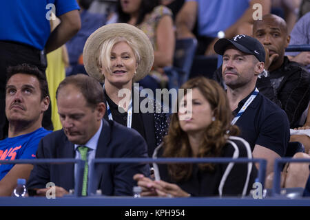 FLUSHING NY-SEPTEMBER 04: Thierry Henry, Hugh Jackman, Deborra-Lee Furness, Tag elf der 2014 US Open am USTA Billie Jean King National Tennis Center am 4. September 2014 in der Nähe der Queens Borough von New York City People: Thierry Henry, Hugh Jackman, Deborra-Lee Furness Stockfoto