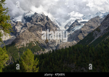 Reschenpass/Alpen zwischen Österreich und Italien Stockfoto