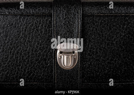 Wölbung des alten, schwarzen Leder Koffer Stockfoto