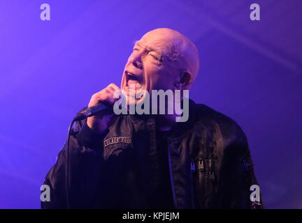 Southampton, Hampshire, Großbritannien. 15. Dezember, 2017. Motor - Buster Bloodvessel mit British Ska band schlechte Manieren durchführen an den Motor, 15. Dezember 2017 in Southampton, UK Credit: Dawn Fletcher-Park/Alamy leben Nachrichten Stockfoto