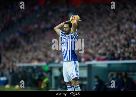 (24) Alberto de La Bella Madueno während der spanischen La Liga Fußball Match zwischen Athletic Bilbao und Real Sociedad San Sebastián C. F am San Mames Stadium, in Bilbao, Nordspanien, Sonntag, Dezember, 16, 2017. Credit: Gtres Información más Comuniación auf Linie, S.L./Alamy leben Nachrichten Stockfoto