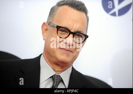 WASHINGTON, DC - Dezember 14: Bob Odenkirk kommt an "Die Post" Washington, DC Premiere auf der Newseum am 14. Dezember 2017 in Washington, DC. Personen: Tom Hanks. Stockfoto