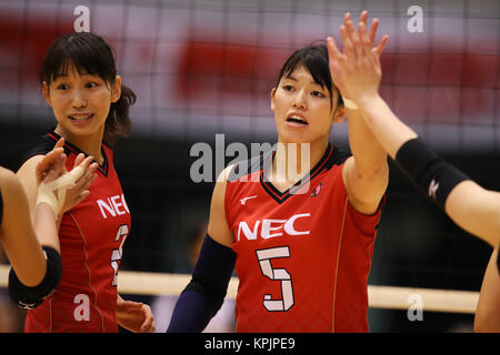 Tokyo Metropolitan Gymnasium, Tokio, Japan. 16 Dez, 2017. Kana Ono (NEC), 16. Dezember 2017 - Volleyball: der All Japan Frauen Volleyball Meisterschaften 2. Runde Übereinstimmung zwischen Nec roten Raketen 3-0 Seiwa Joshi Gakuin an der Tokyo Metropolitan Gymnasium, Tokio, Japan. Quelle: LBA SPORT/Alamy leben Nachrichten Stockfoto