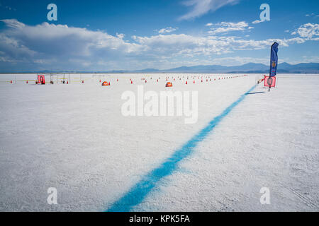 Staging Lanes an der Startlinie auf Bonneville Salt Flats von Bonneville Speed Week 2017; Wendover in Utah, Vereinigte Staaten von Amerika Stockfoto