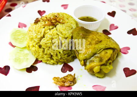 Thai Chicken Biryani (Khao Mok Gai) oder gelbe Curry-Reis Thai-Stil Stockfoto